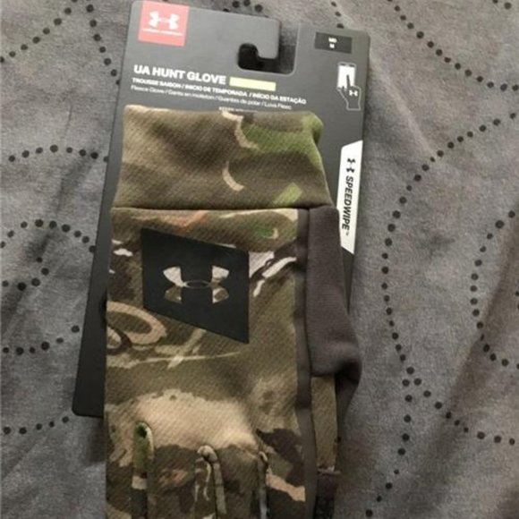 UNDER ARMOUR STORM SPEEDWIPE COLDGEAR FOREST CAMO GLOVES MEN NWT $$$$ - Picture 2 of 3